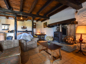 Charming typical Auvergne cottage with large garden and view of the countryside